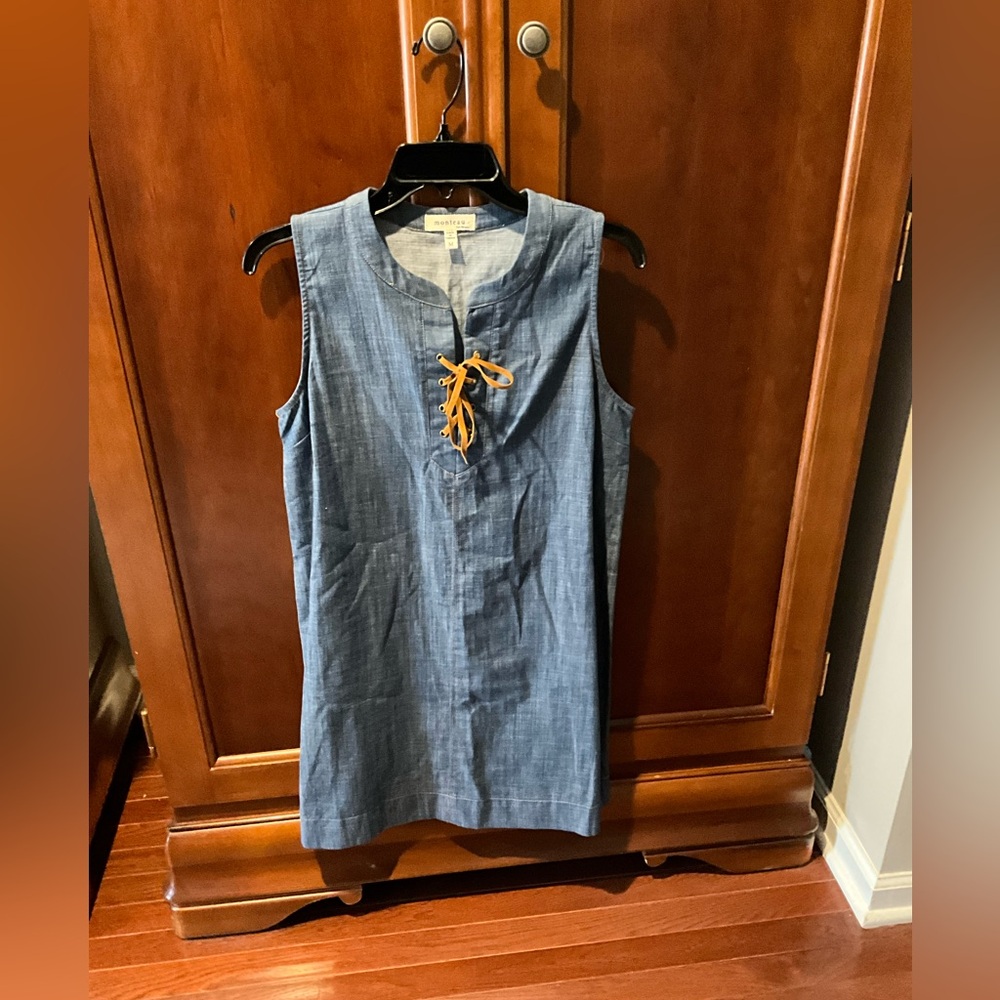 Monteau Chambray Sleeveless Lace-Up Shift Dress Size  Medium
